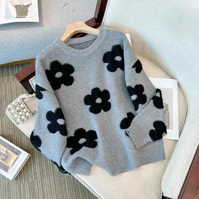 Sinci | Cozy Sweater with Floral Pattern