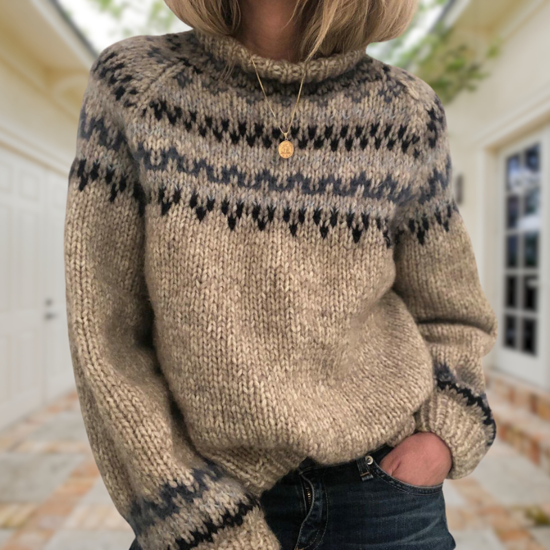 Frances | Sweater with classic pattern