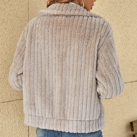 Emilia | Luxurious and Cozy Cardigan