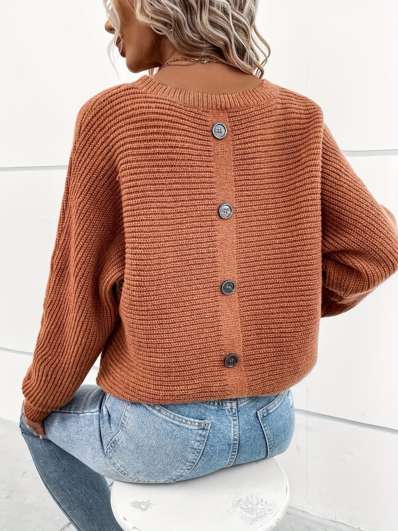 Oslo | Knitted Sweater with Button Placket